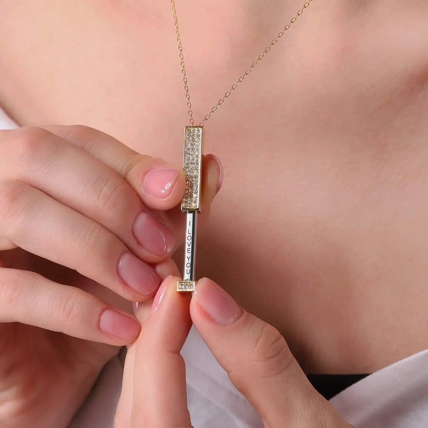 Collar Reveal Me™: un amuleto de amor con mensaje oculto